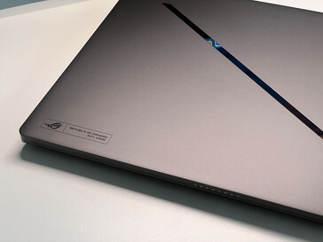 ROG-Logo und LED-Beleuchtung